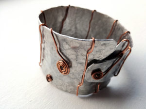Bracciale-fascia-alluminio-testurizzato-rame