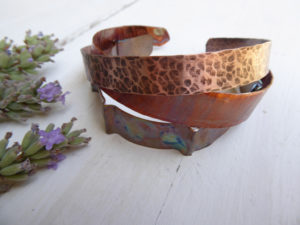 Copper hammered bracelet bangle