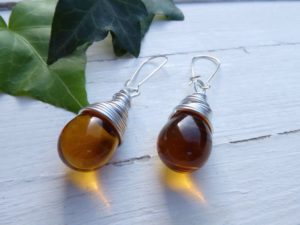 Dangle baltic amber earrings